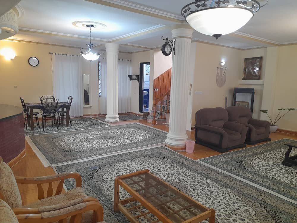 ویلا حسینی
