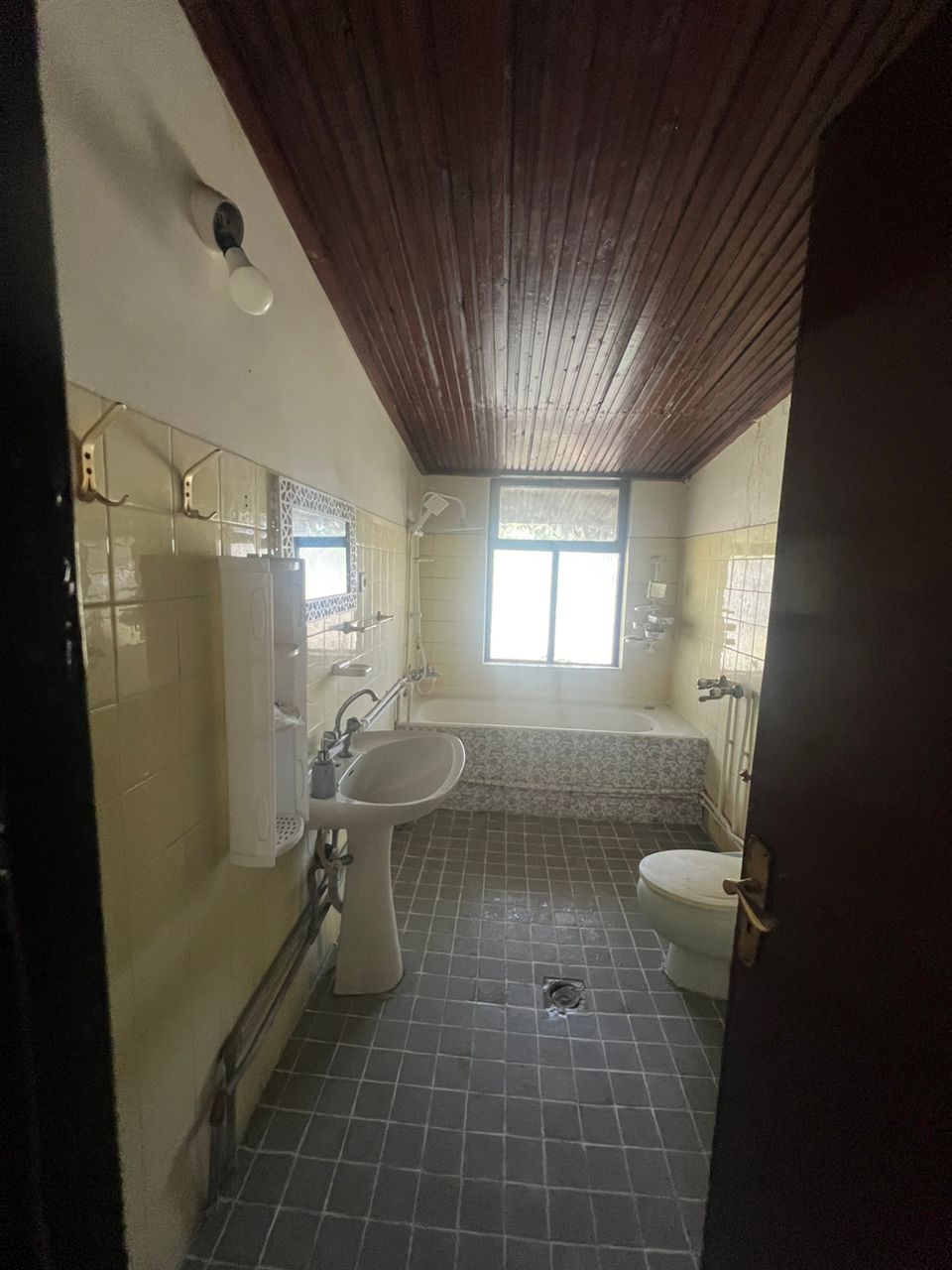 ویلای دربست شهرکی و ساحلی