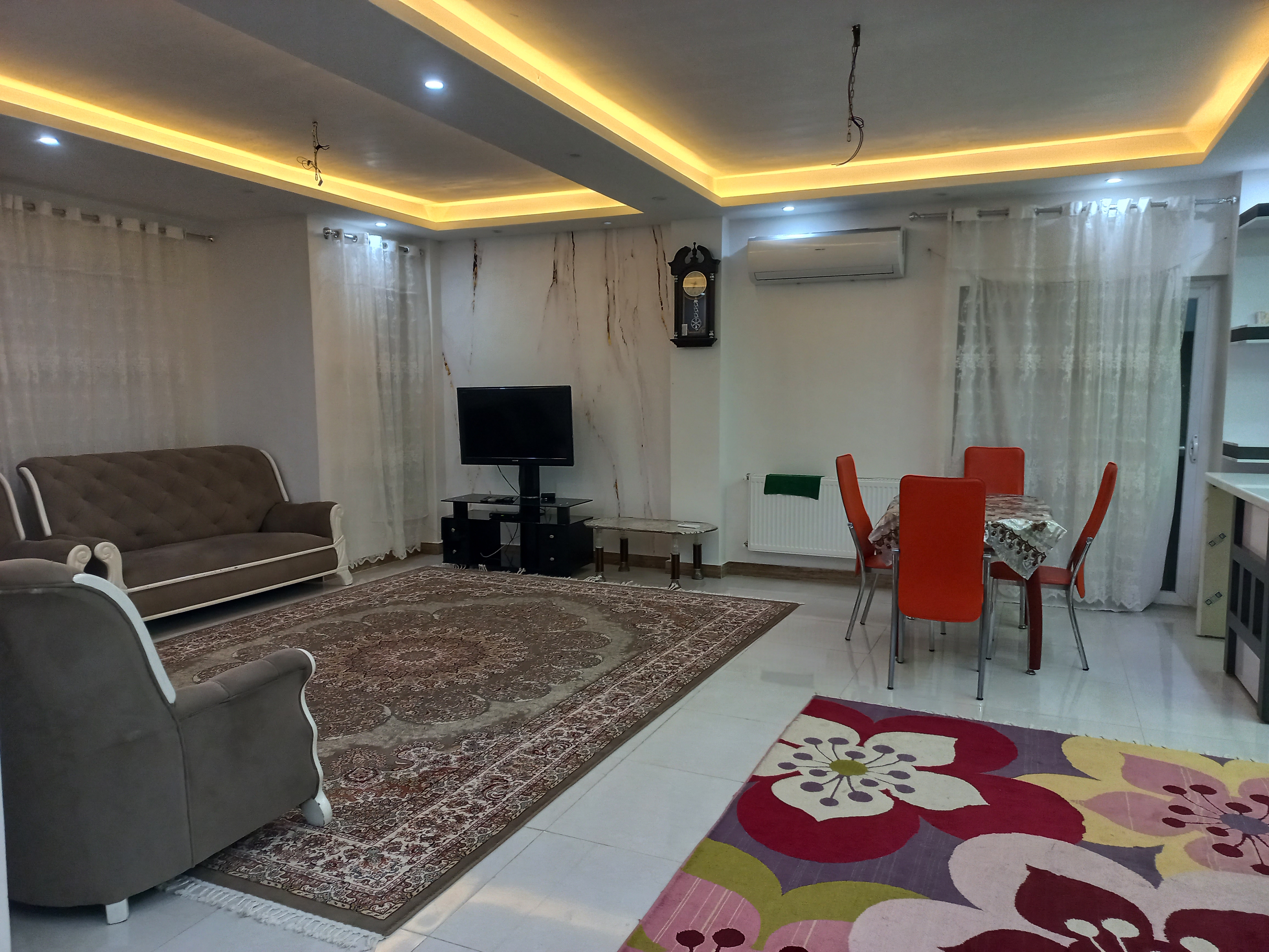 ویلای ۲۰۰ متری ساحلی زیباکنار