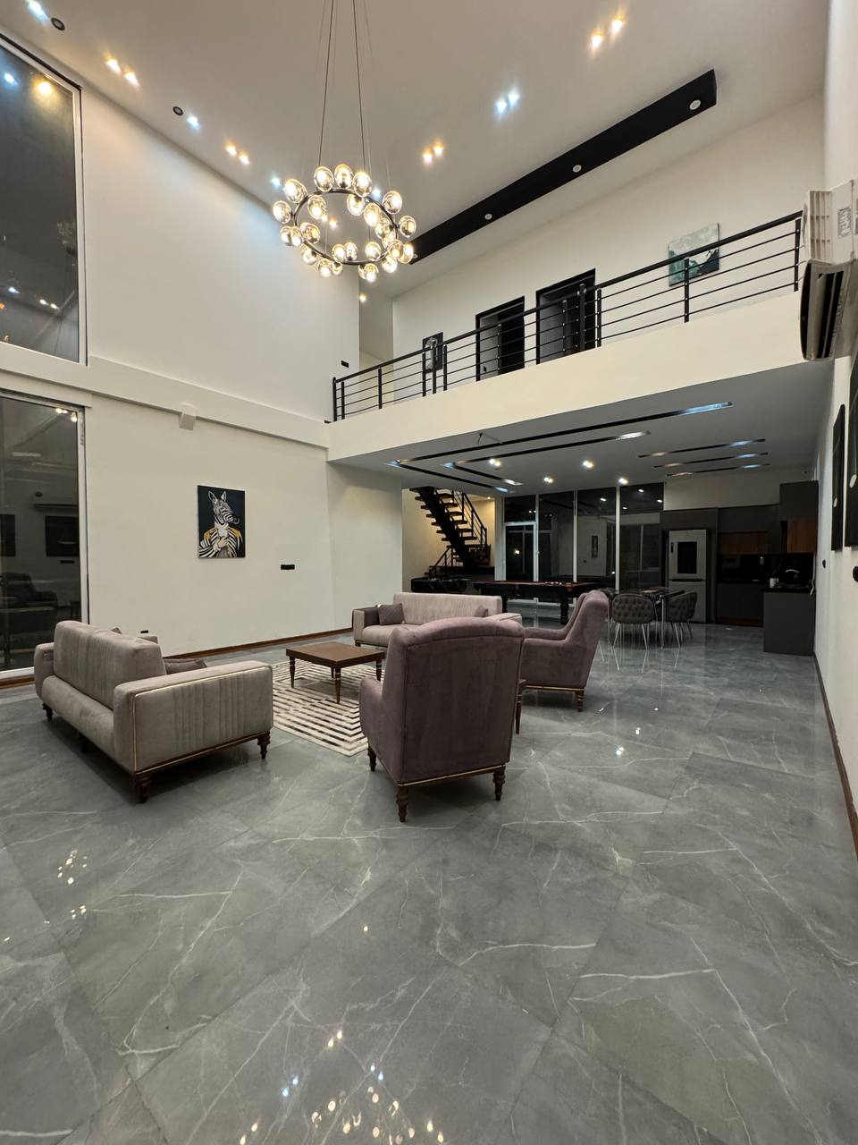 ویلا سه خواب عمارت هستی