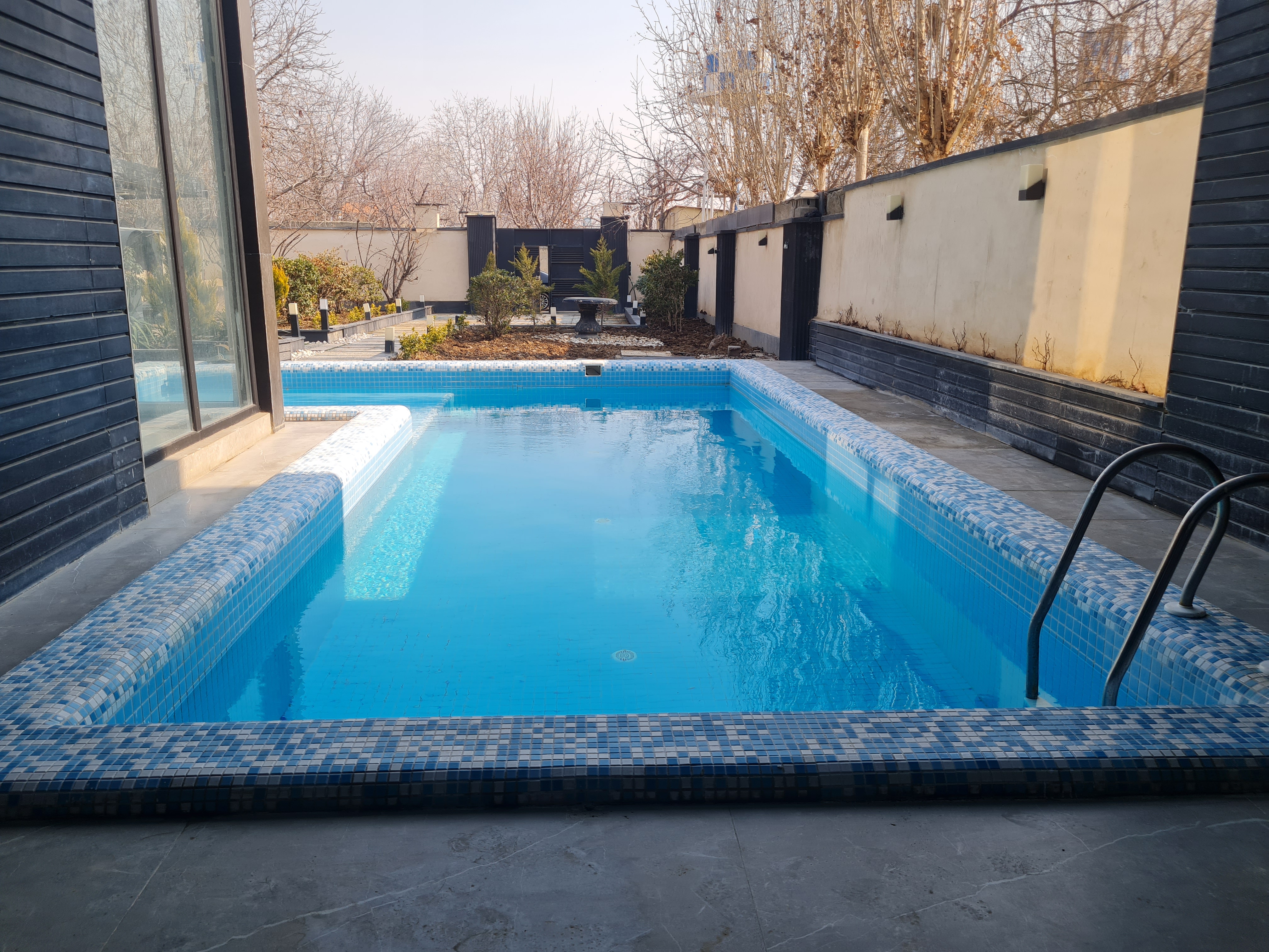 ویلا سه خواب عمارت هستی