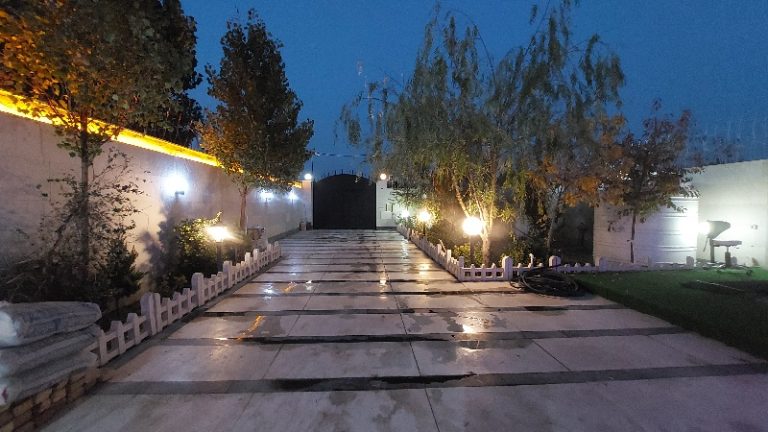 عمارت آراد