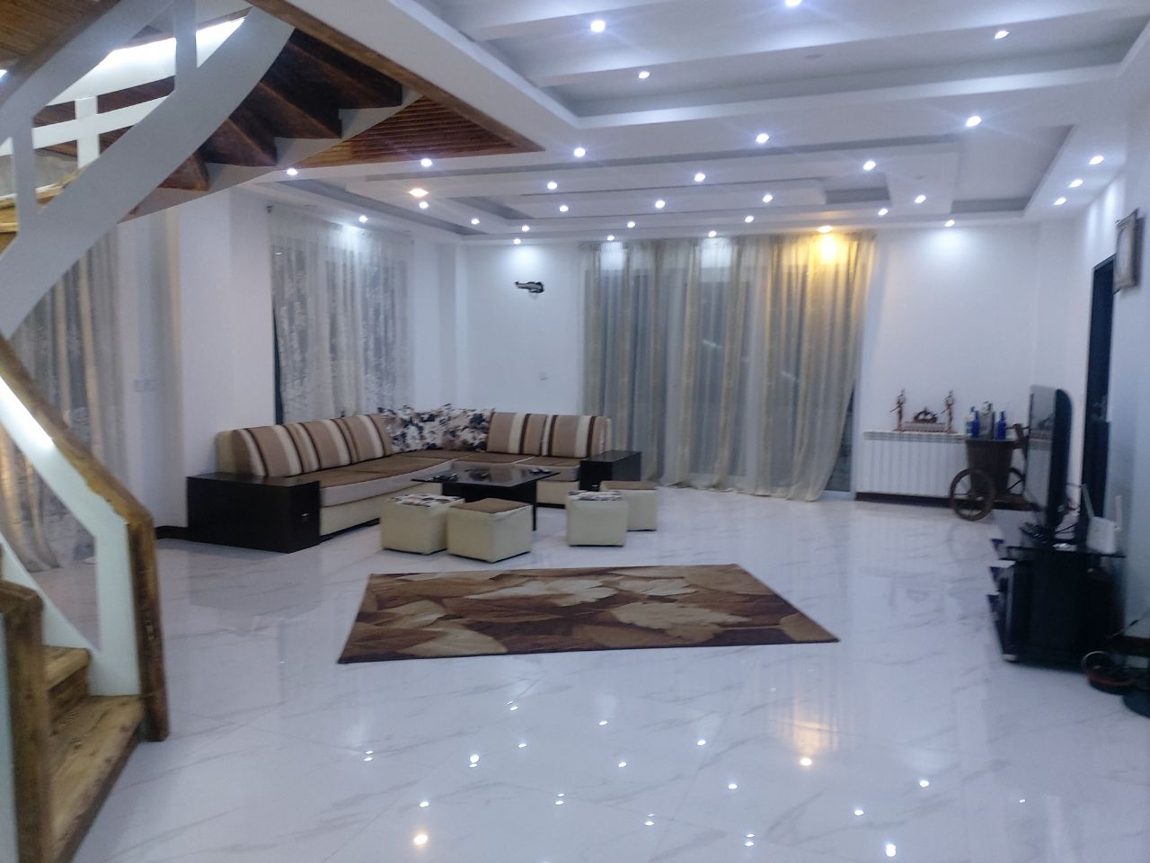 دوخوابه جنگلی دنج