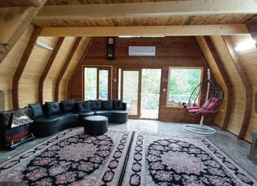 کلبه چوبی سوییسی خان عمو