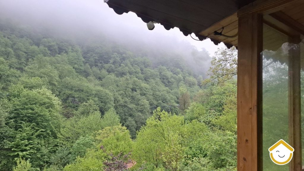 کلبه جنگلی باغ صفارود جاده جواهرده
